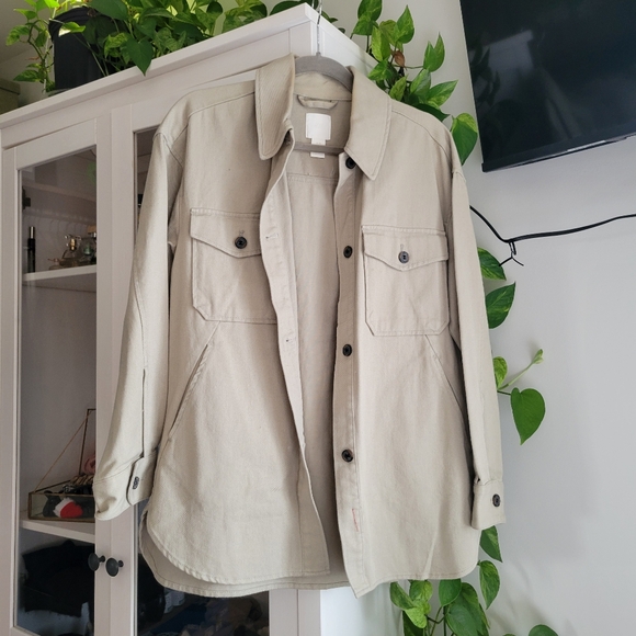 Soft green denim shacket - Picture 1 of 3